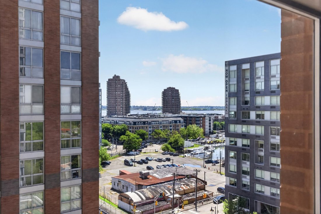 Condo in Jersey City, New Jersey, United States 5 - 18076083