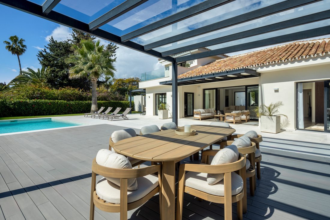 Villa in San Pedro de Alcantara, Andalusia, Spain 4 - 18079157