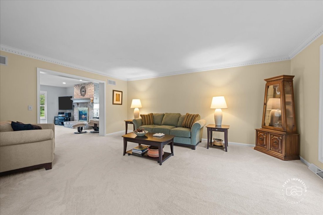 House in Campton Hills, Illinois, United States 4 - 18072432