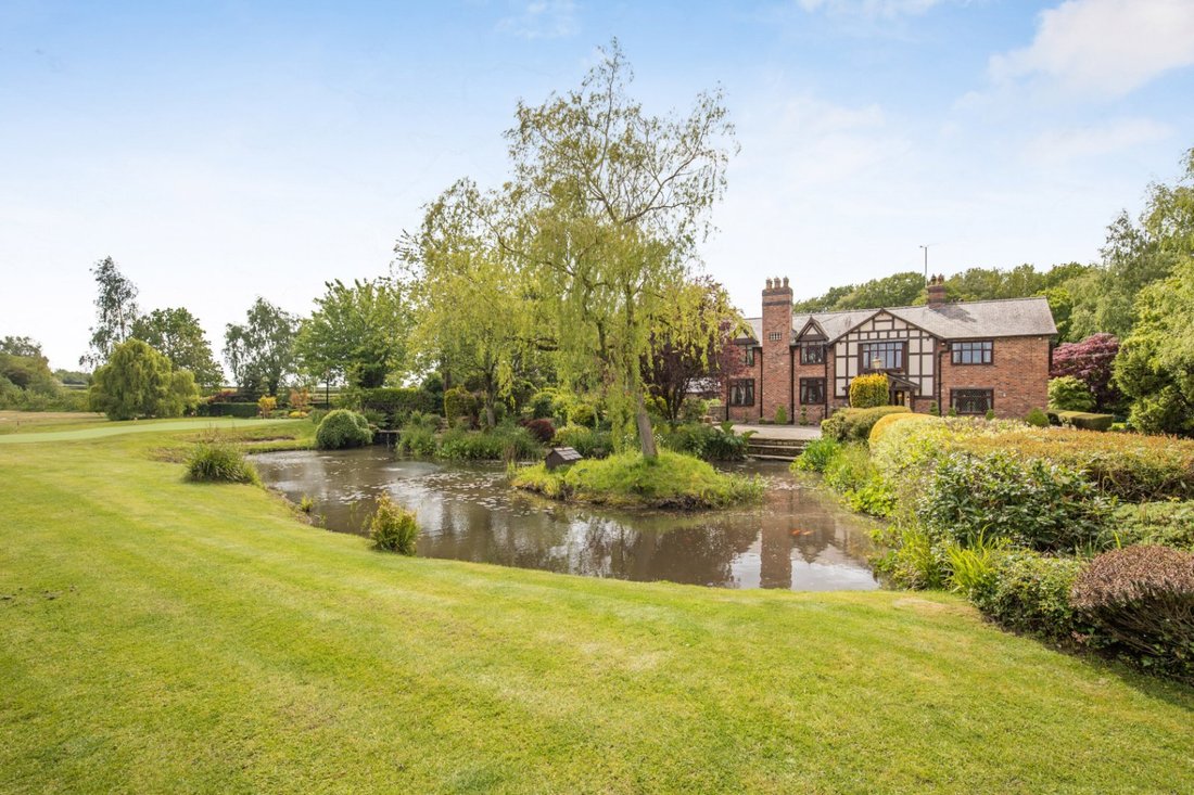 House in Higher Walton, Warrington, England 4 - 18072793