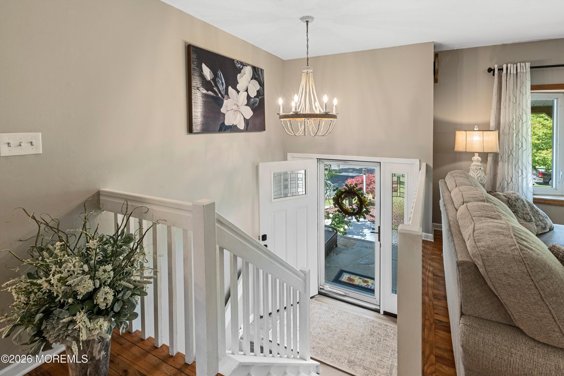 House in Manalapan Township, New Jersey, United States 4 - 18078396