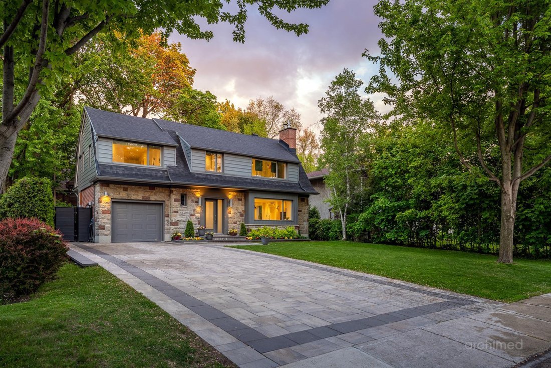 House in Mount Royal, Quebec, Canada 1 - 18072976