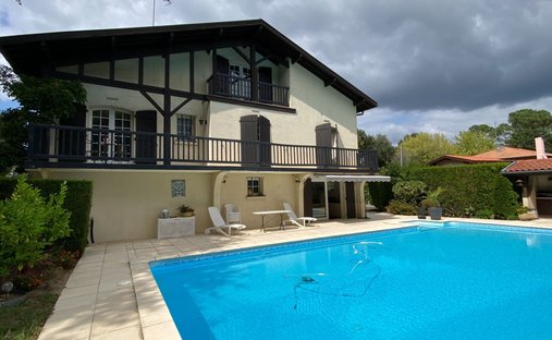 Estate in Tosse, Nouvelle-Aquitaine, France 1
