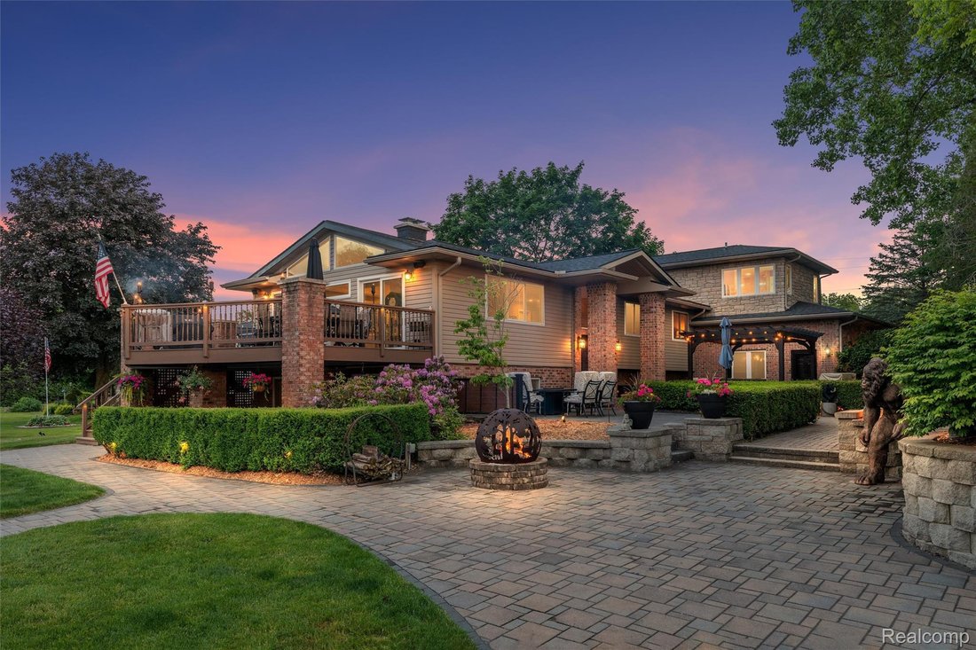 House in Dexter, Michigan, United States 1 - 18072051