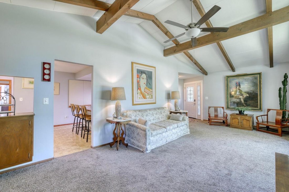 House in Delafield, Wisconsin, United States 5 - 18078966