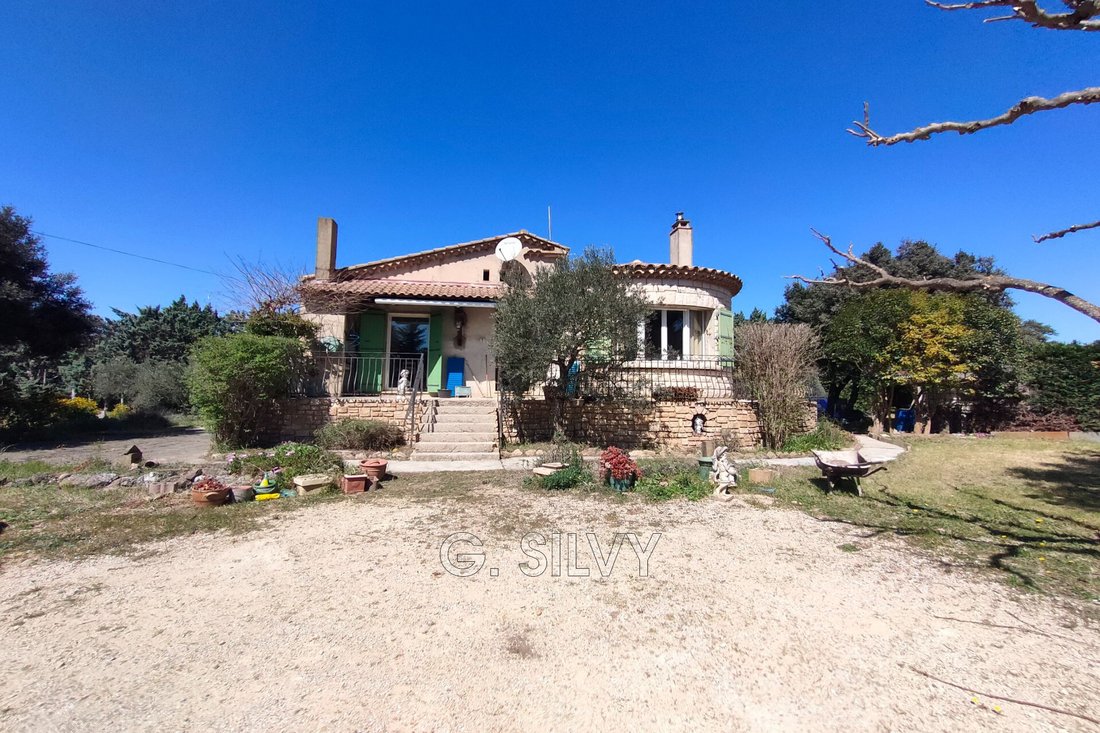 Villa in Orange, Provence-Alpes-Côte d'Azur, France 1 - 17985304