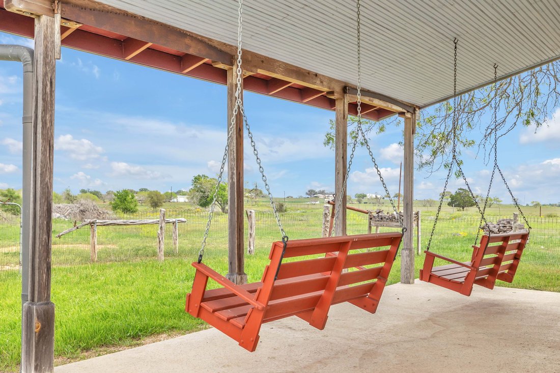 Farm Ranch in Saint Hedwig, Texas, United States 4 - 18077887