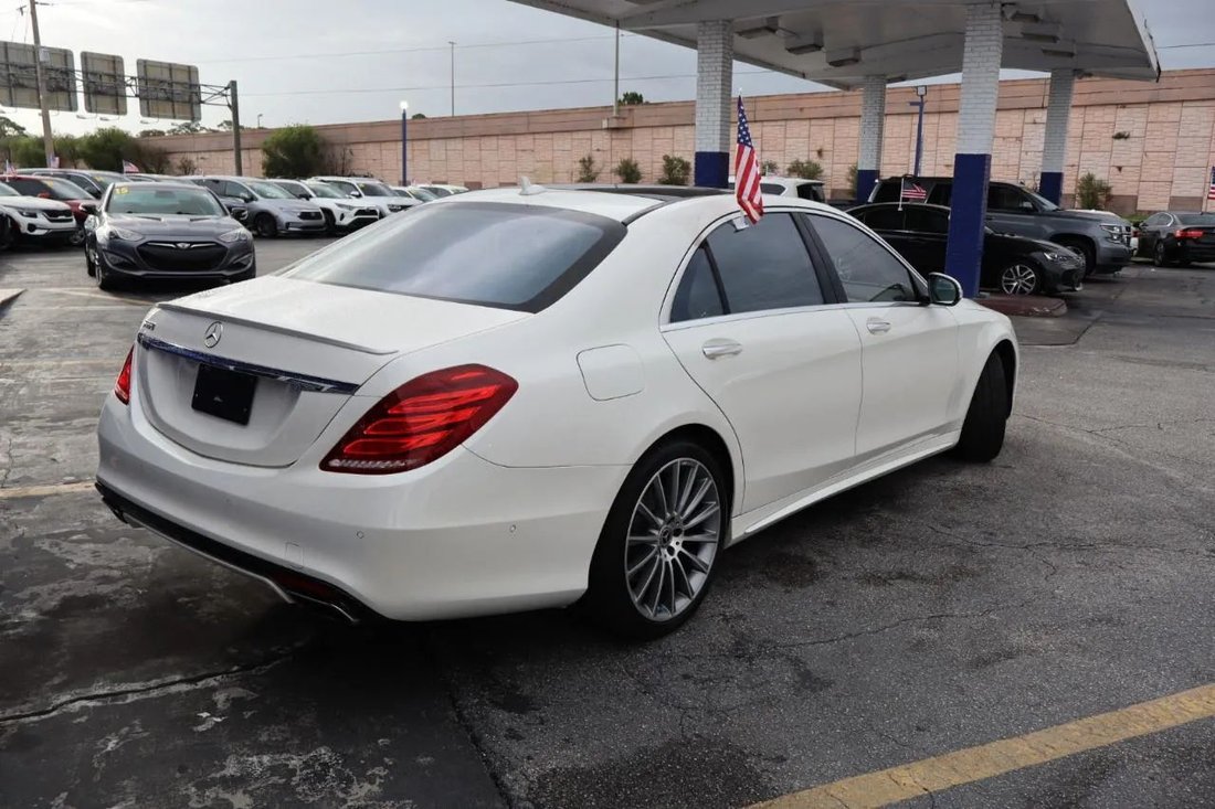 Sedan in Orlando, FL, United States 3 - 18077397