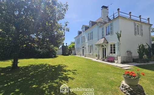 Villa in Lagos, Nouvelle-Aquitaine, France 1