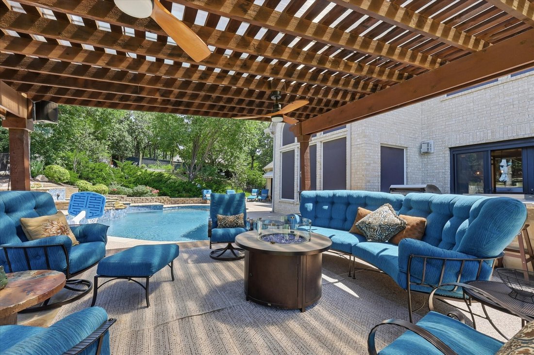 House in Lewisville, Texas, United States 3 - 18072115