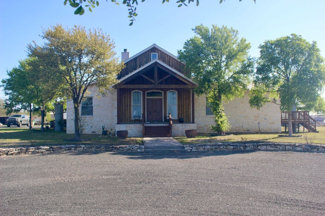 Farm Ranch in New Braunfels, Texas, United States 1 - 18077860