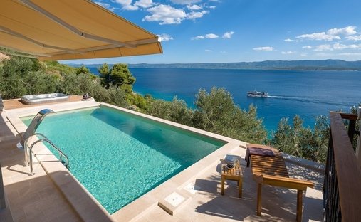 Villa in Bol, Split-Dalmatia County, Croatia 1