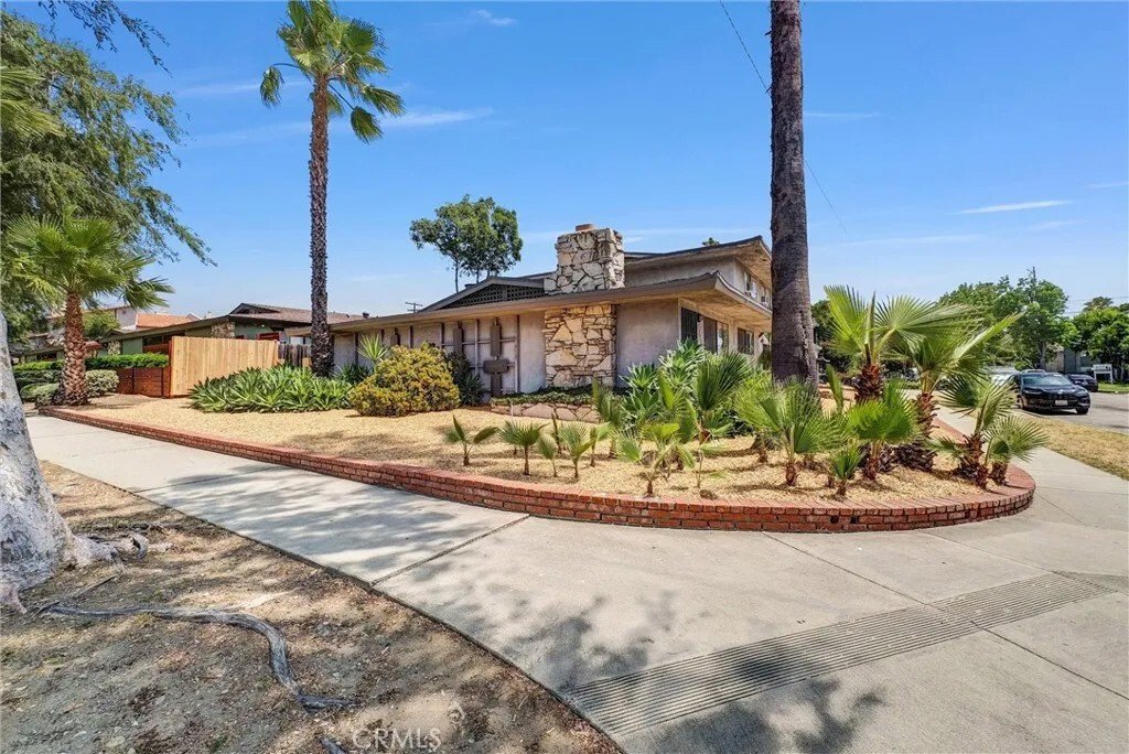 Upland, California, United States 3 - 17934856