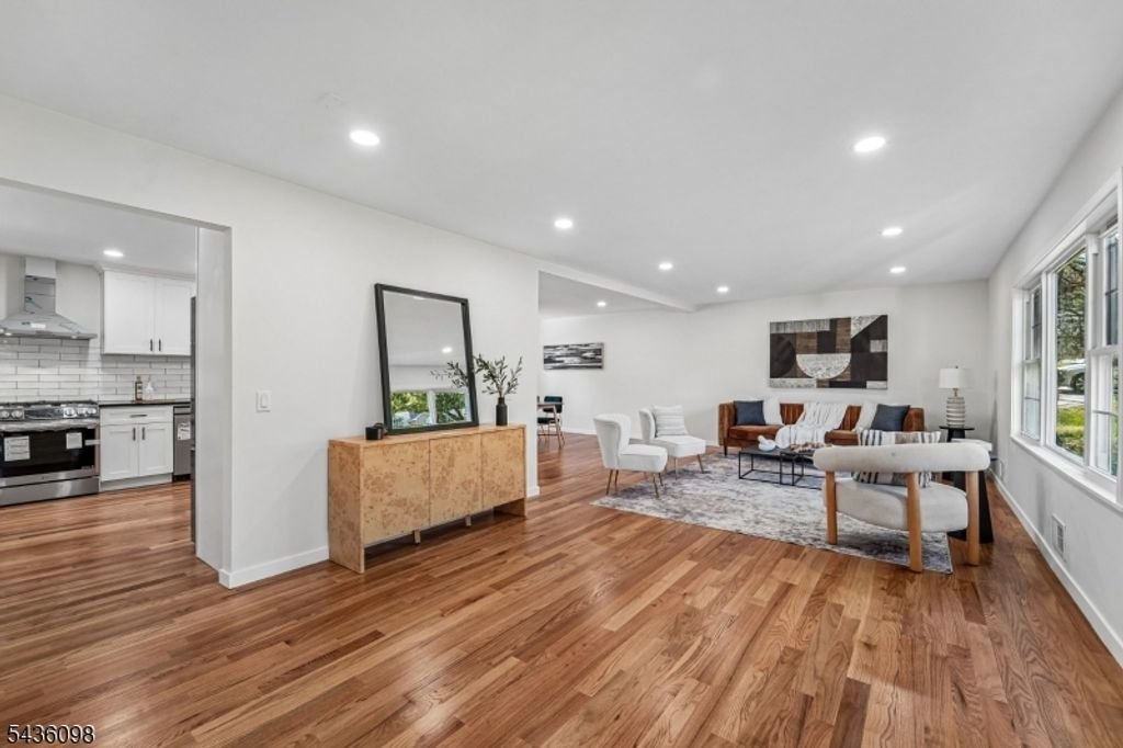 House in Wayne, New Jersey, United States 3 - 18077794