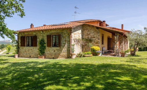 Country House in Castelnuovo Berardenga, Tuscany, Italy 1