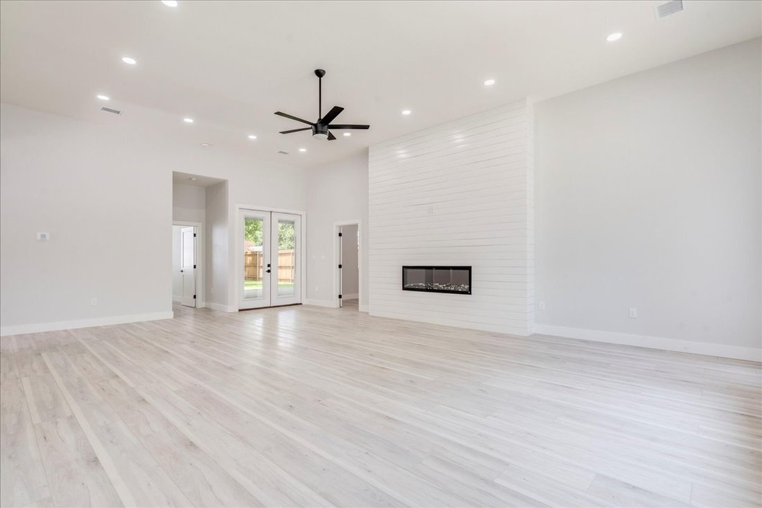 House in Taylor, Texas, United States 5 - 18076004