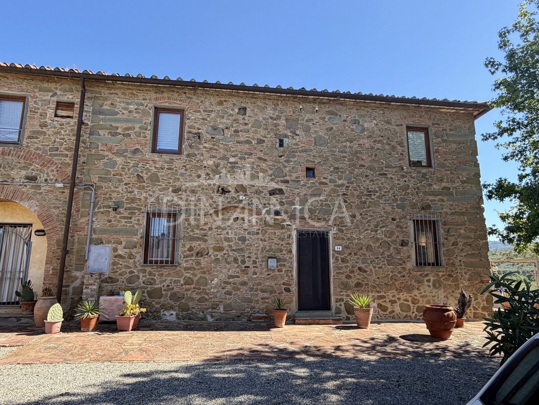 House in Center, Vinci, Tuscany 2 - 18077168