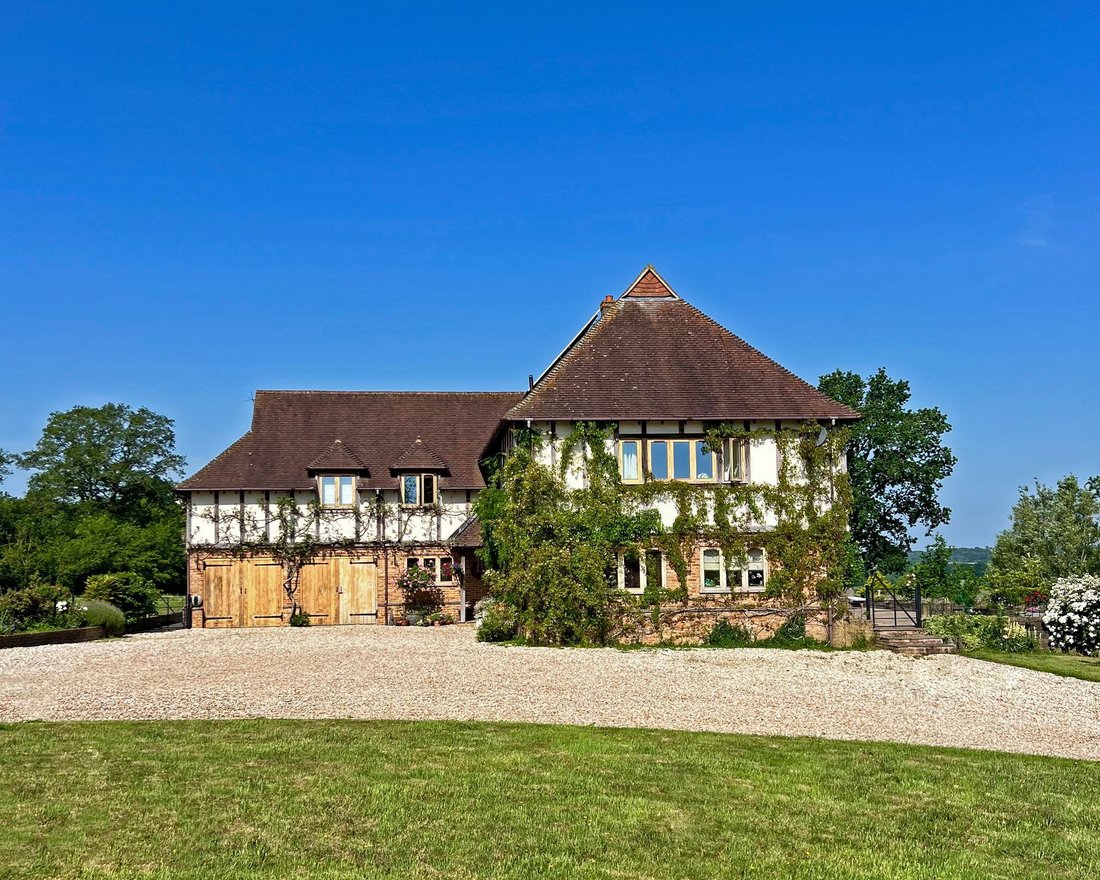 House in Northiam, Rother, England 2 - 18078491
