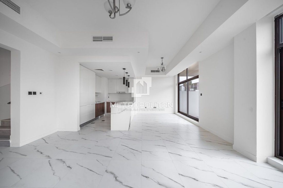 Townhouse in MBR City / Mohammed Bin Rashid City, Dubai, United Arab Emirates 4 - 18073358