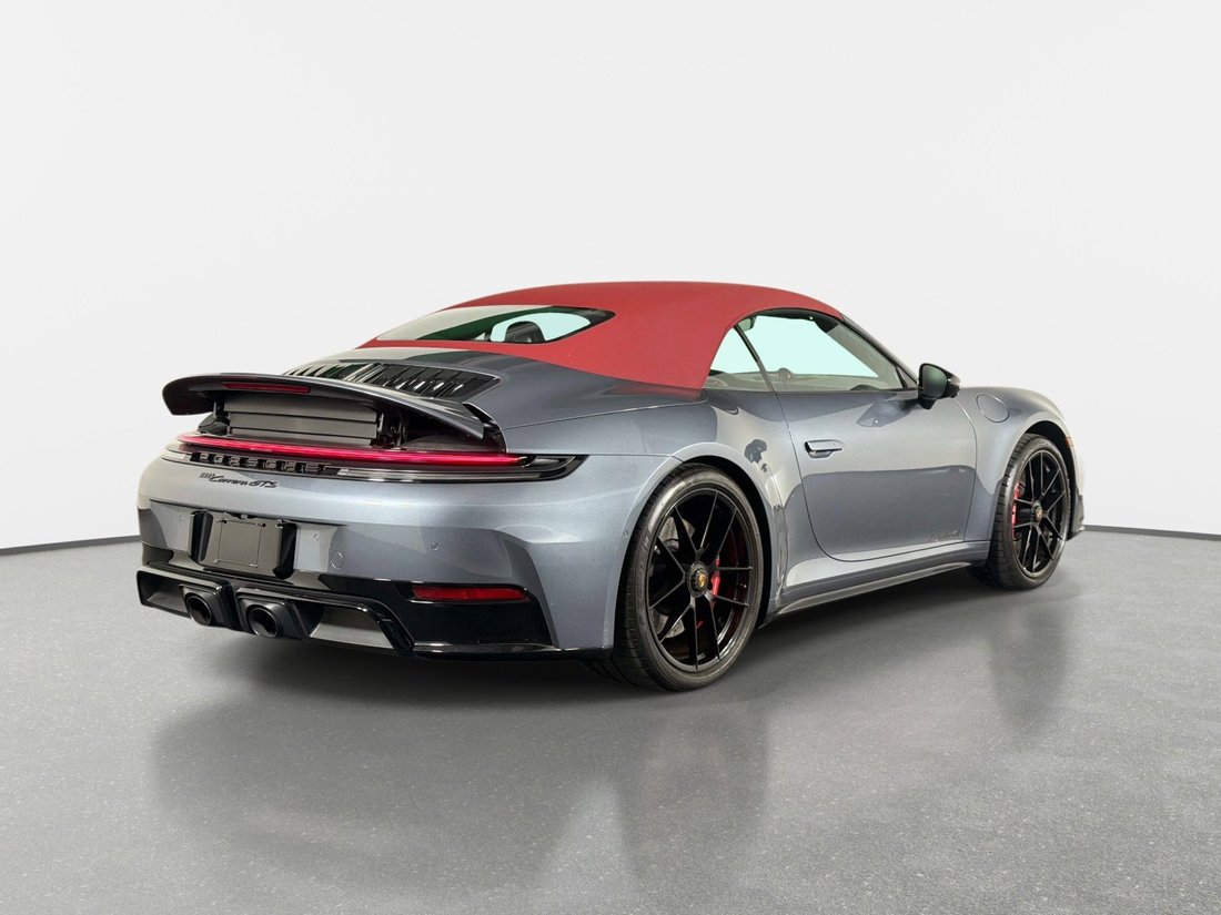 Cabriolet in Pompano Beach, FL, United States 3 - 18077114