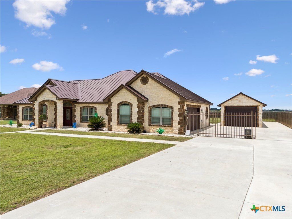 House in Seguin, Texas, United States 5 - 18074735
