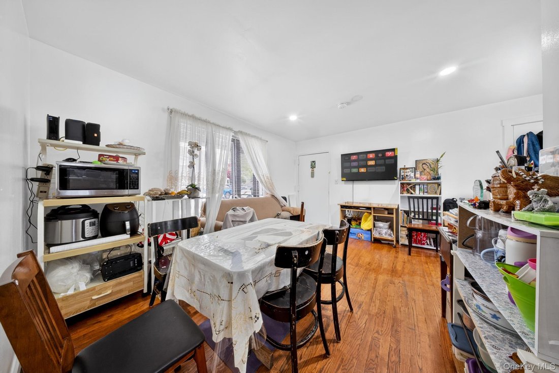 House in New York, New York, United States 4 - 18078886