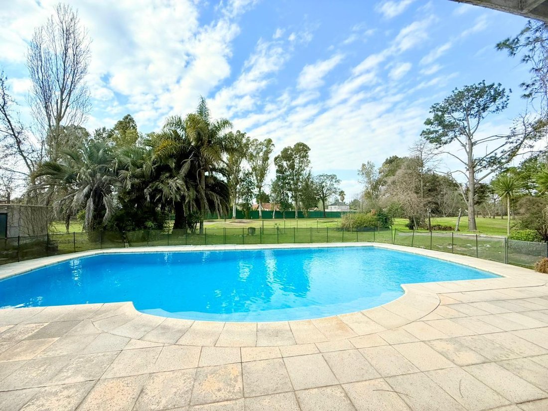 House in Esteban Echeverría, Buenos Aires Province, Argentina 4 - 18073258