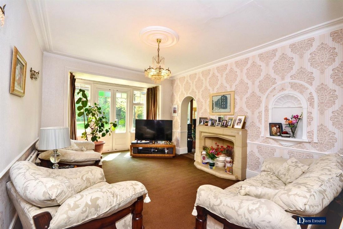 House in Emerson Park, Romford, England 2 - 18071617