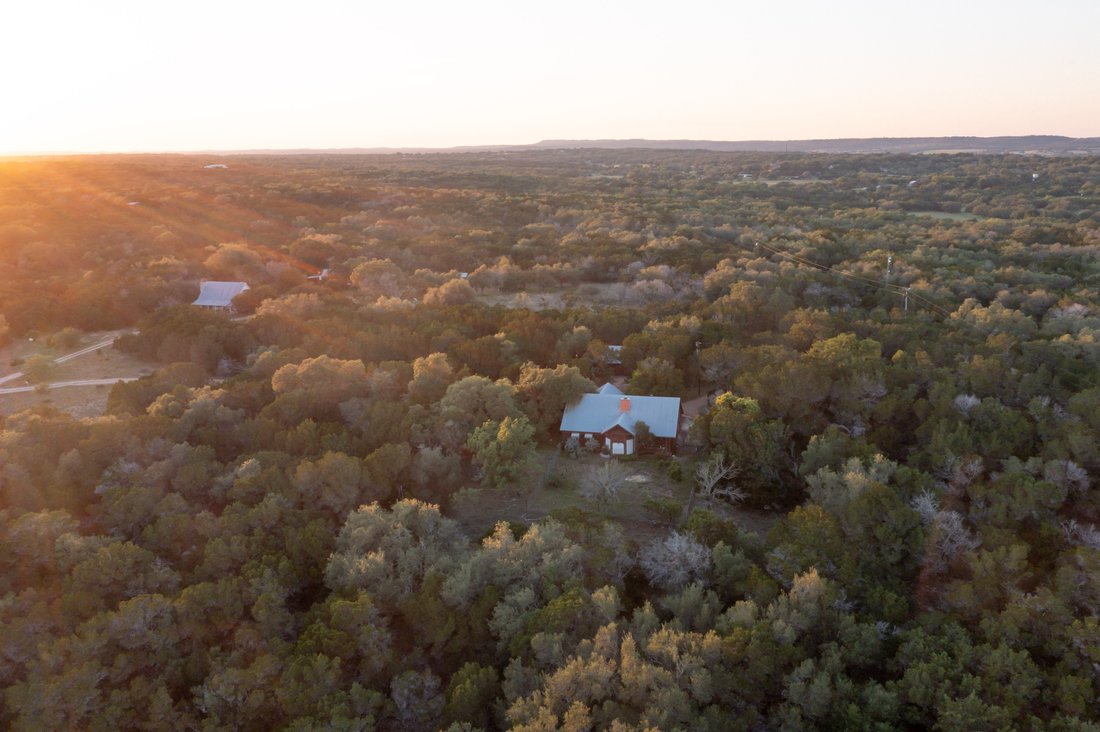 Farm Ranch in Round Mountain, Texas, United States 3 - 18077835