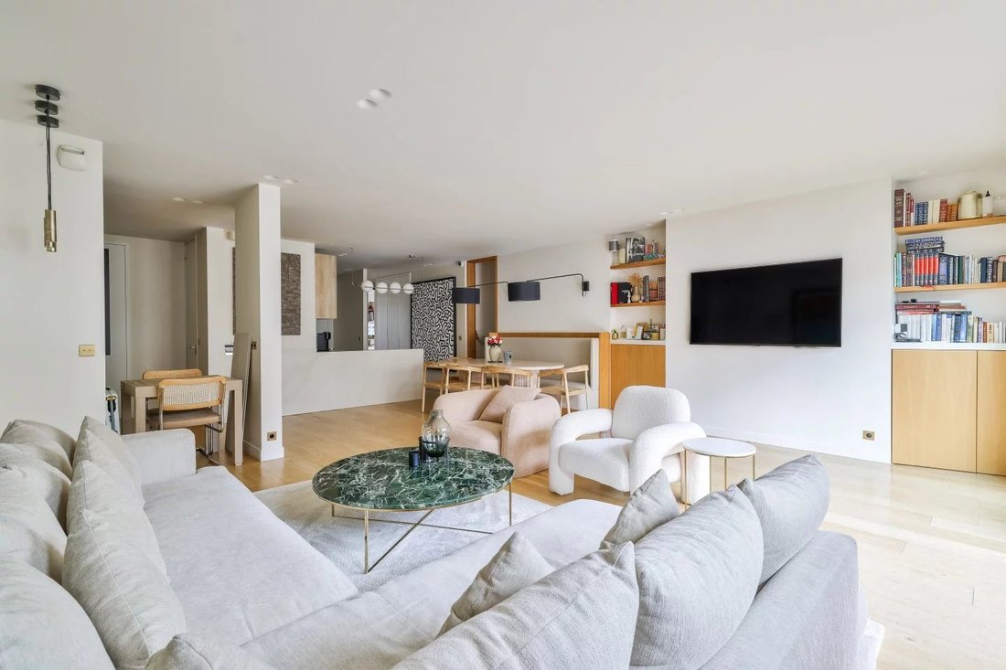 Apartment in La Plaine des Sablons, Neuilly-sur-Seine, France 3 - 18072974