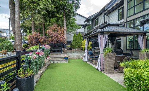 House in Surrey, British Columbia, Canada 1