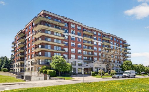 Apartamento en Côte-Saint-Luc, Quebec, Canadá 1