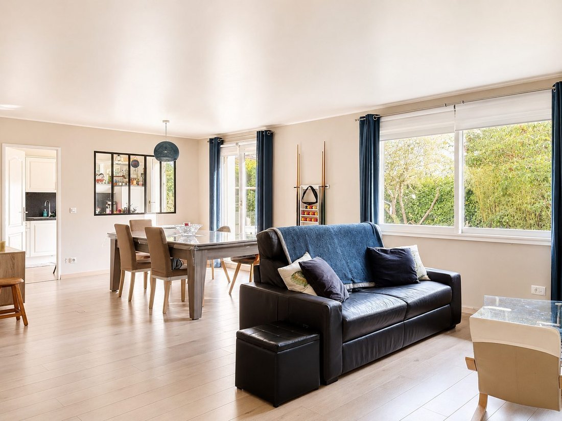 House in Osny, Ile-de-France, France 2 - 18078001