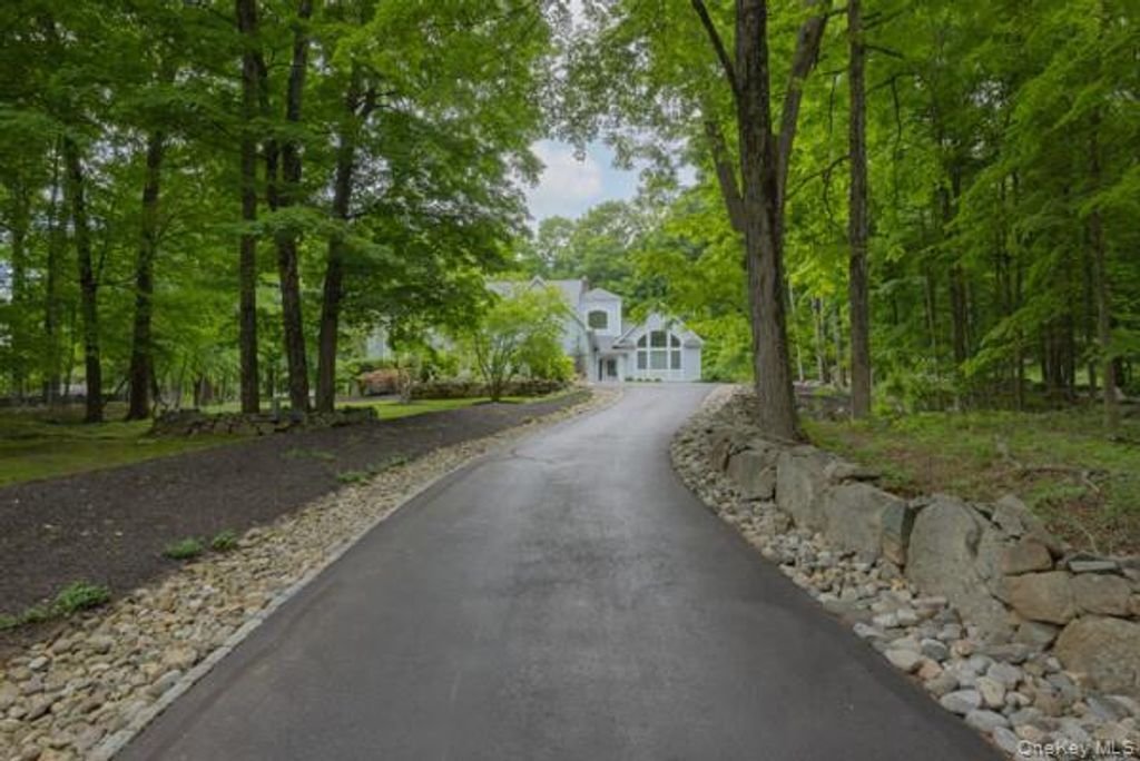 House in Montebello, New York, United States 2 - 18077784