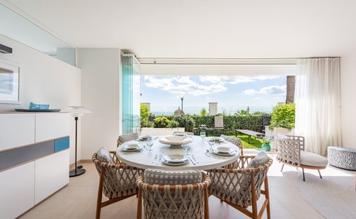 Appartamento a Estepona, Andalusia, Spagna 1