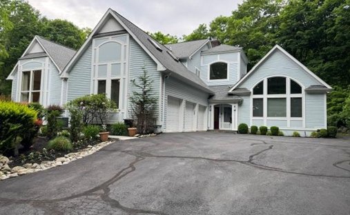 House in Montebello, New York, United States 1