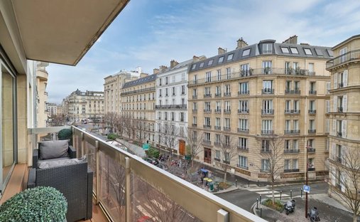 Apartment in La Plaine des Sablons, Neuilly-sur-Seine, France 1