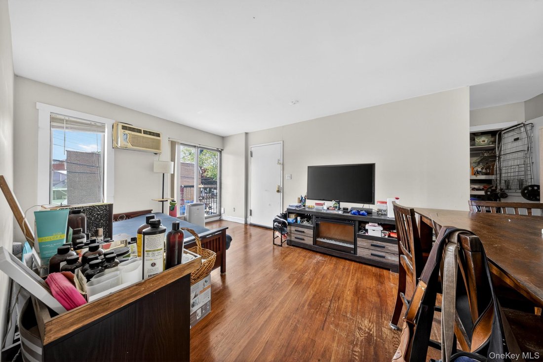 House in New York, New York, United States 3 - 18078886
