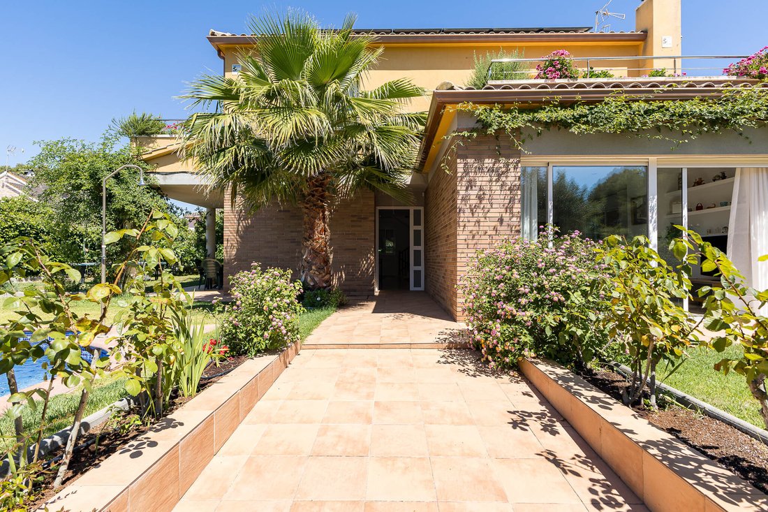 House in Cubelles, Catalonia, Spain 3 - 18076464