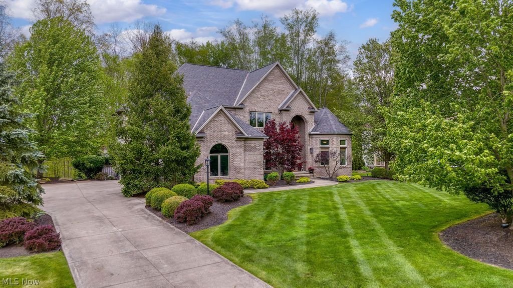 House in Solon, Ohio, United States 1 - 18078136