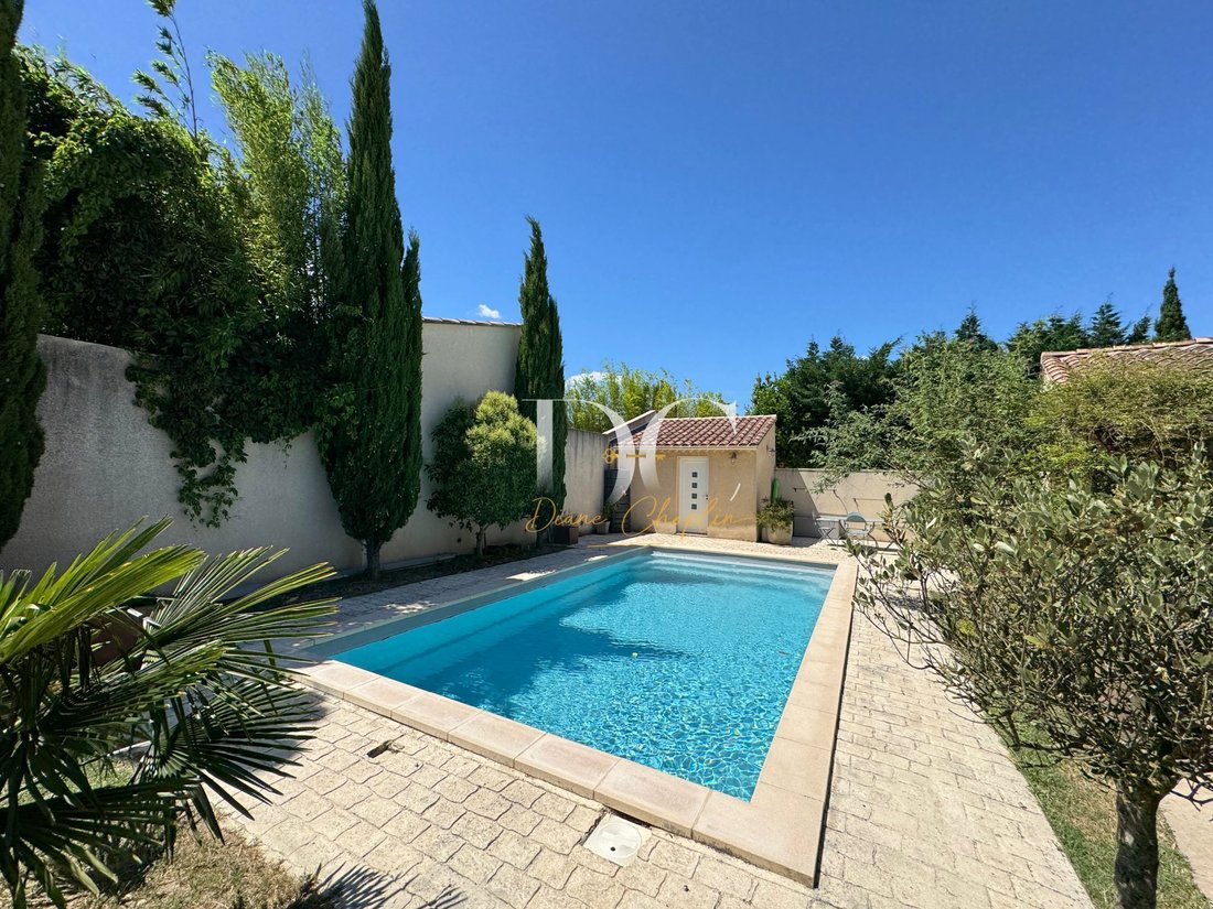 House in Châteauneuf-de-Gadagne, Provence-Alpes-Côte d'Azur, France 2 - 18078068