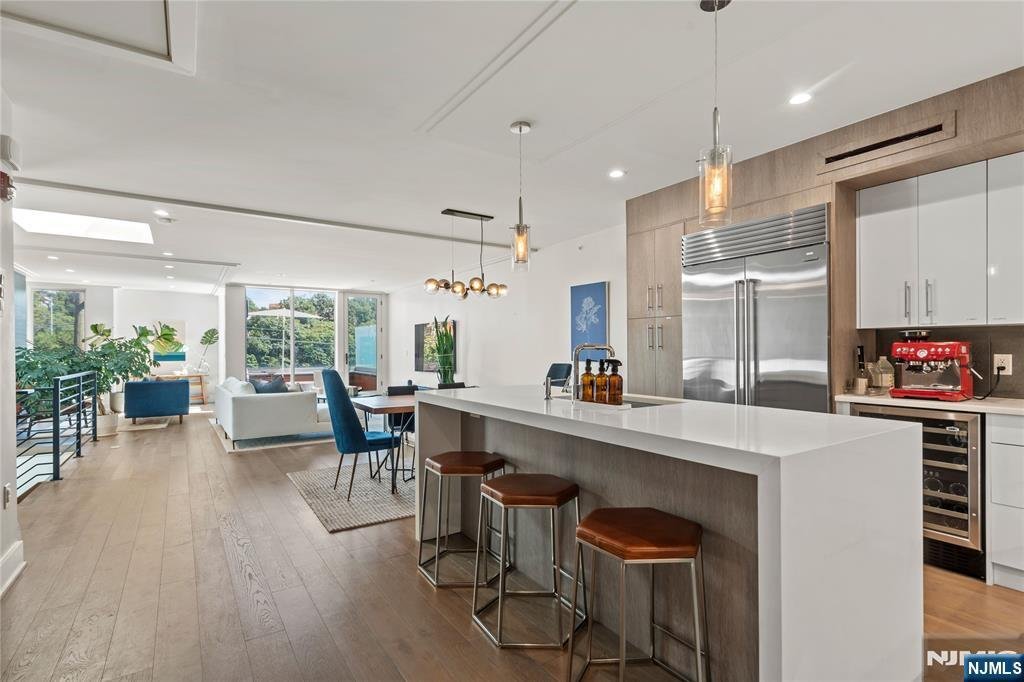 Condo in Weehawken, New Jersey, United States 2 - 18075966