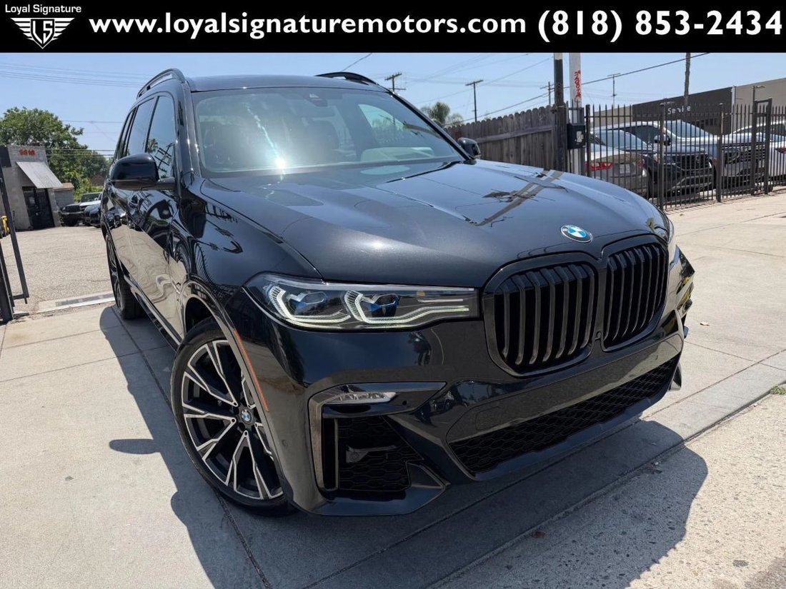 Suv in Van Nuys, CA, United States 1 - 18073751