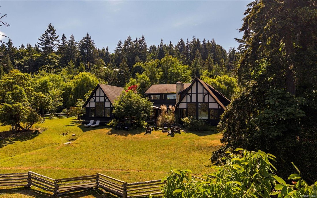 House in Long Harbour, British Columbia, Canada 2 - 18076699