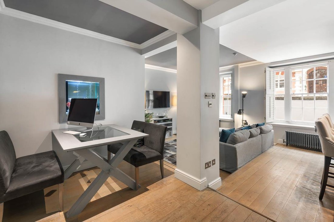 Apartment in Brompton, Kensington And Chelsea, England 4 - 18072714