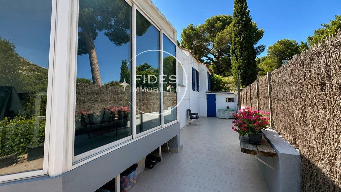 House in La Panouse, Marseille, Provence-Alpes-Côte d'Azur 4 - 18073054