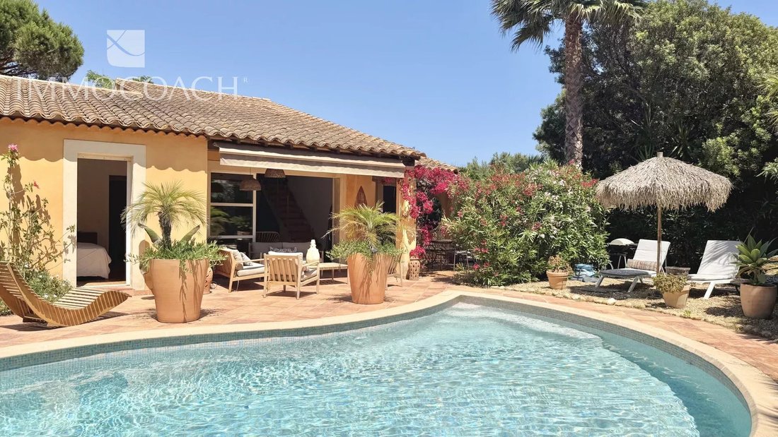 House in Hyeres, Provence-Alpes-Côte d'Azur, France 2 - 18072961