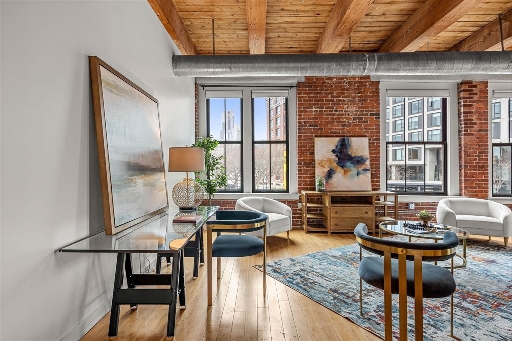 Condo in Boston, Massachusetts, United States 3 - 18076650