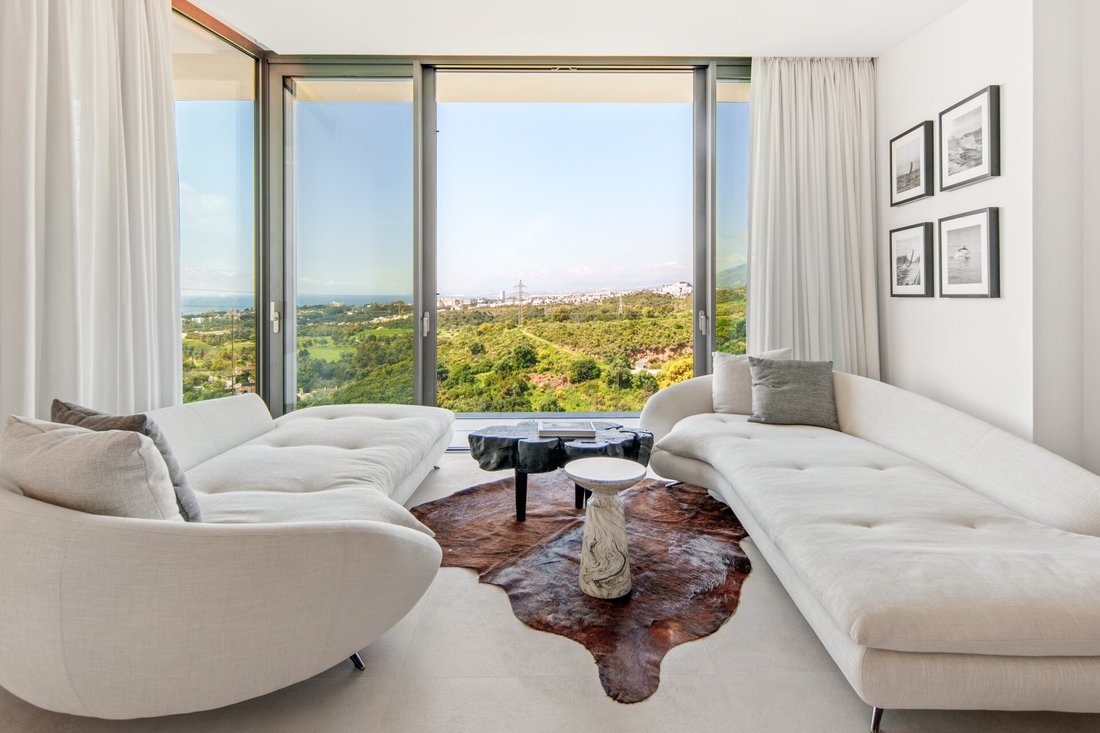Villa in Marbella, Andalusia, Spain 4 - 18076690