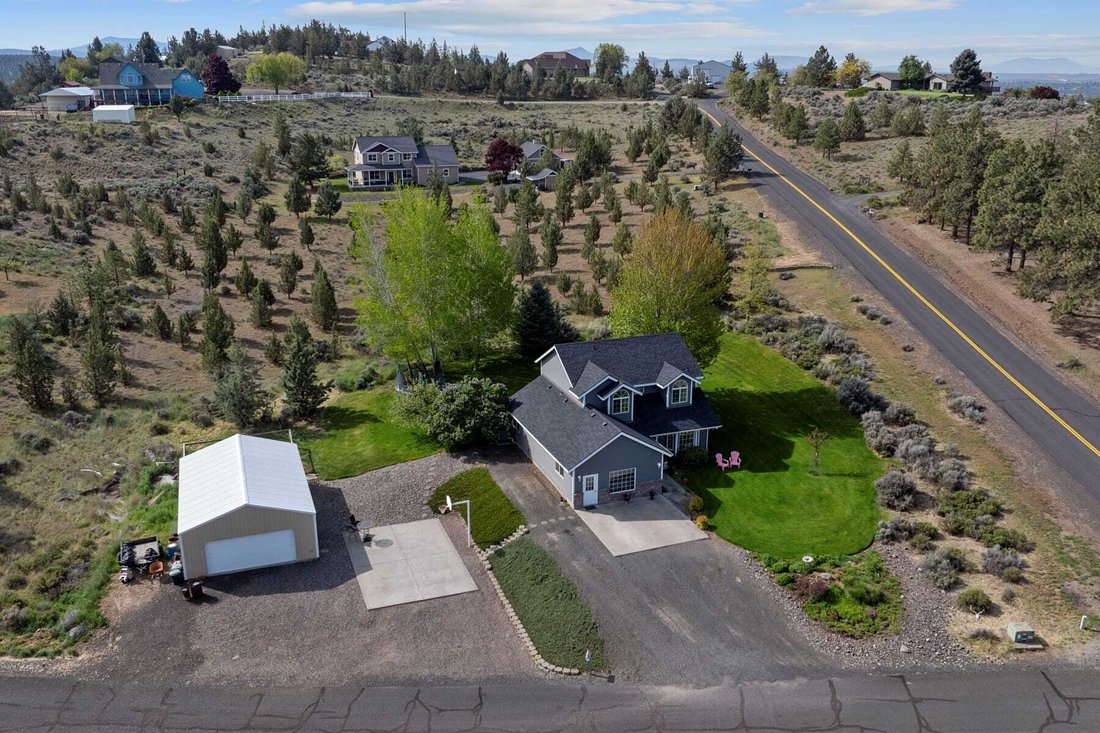 House in Madras, Oregon, United States 1 - 18074210